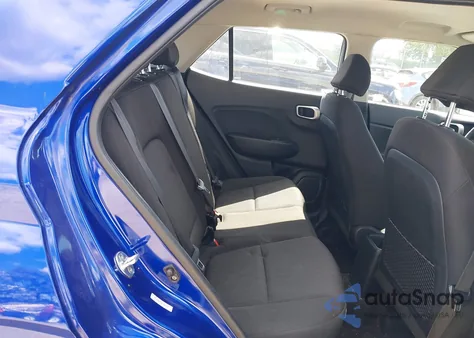 2021 Hyundai Venue Se z USA, uszkodzony, nr VIN KMHRB8A33MU067078